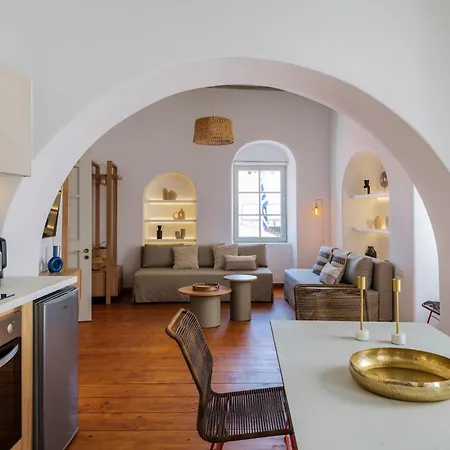 Mr & Mrs Mykonos The