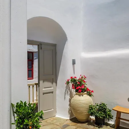 Mr & Mrs Mykonos The * Mykonos Town